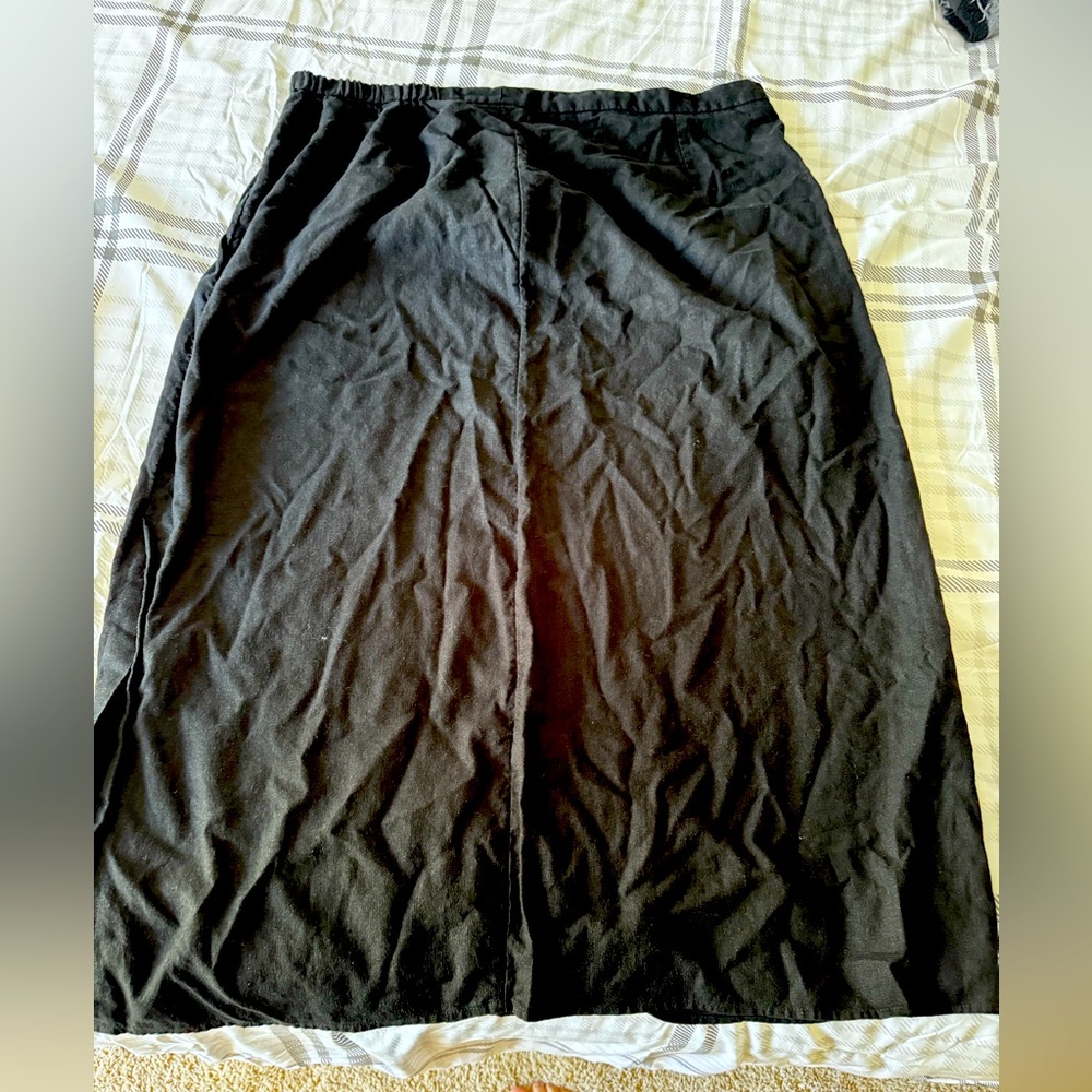 Old Navy Classic Black Midi Skirt